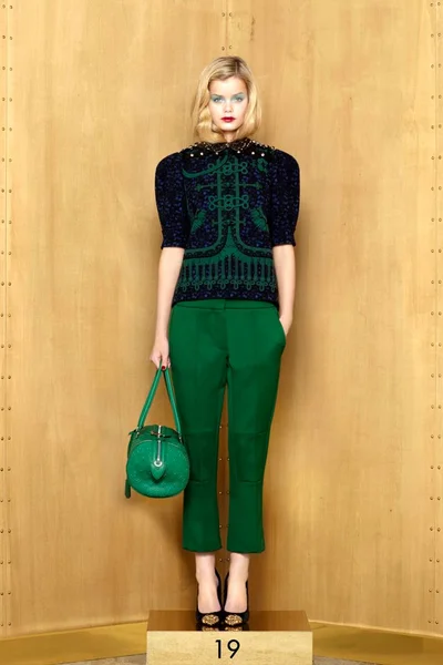 Look 19